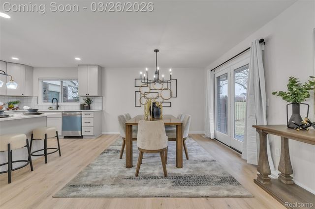 43935 Harsdale Drive, Canton Charter Township, MI 48187