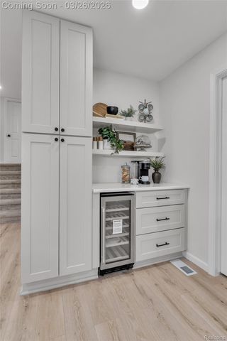 43935 Harsdale Drive, Canton Charter Township, MI 48187