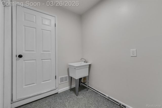 43935 Harsdale Drive, Canton Charter Township, MI 48187