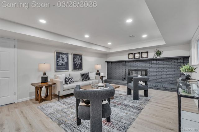 43935 Harsdale Drive, Canton Charter Township, MI 48187