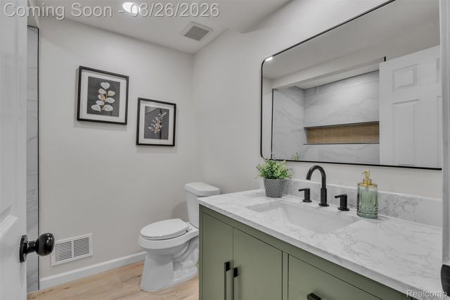 43935 Harsdale Drive, Canton Charter Township, MI 48187