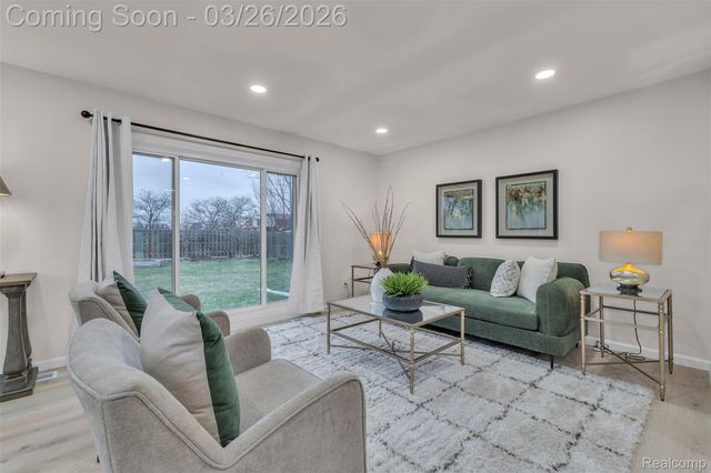 43935 Harsdale Drive, Canton Charter Township, MI 48187