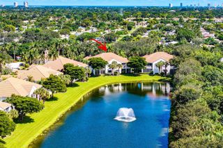 110 Palm Bay Lane B, Palm Beach Gardens, FL 33418