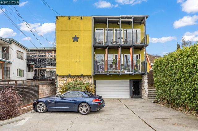2327 10th Street 4, Berkeley, CA 94710