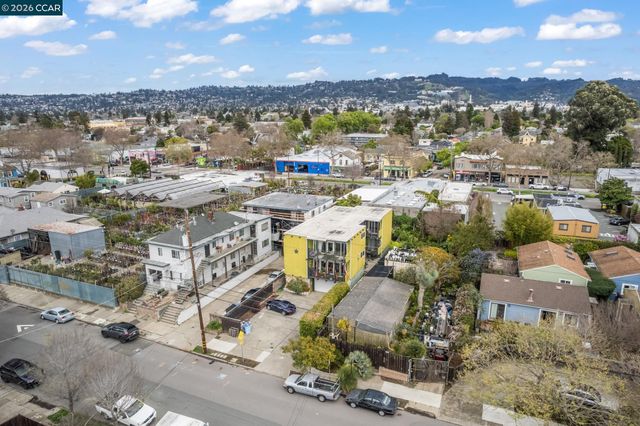 2327 10th Street 4, Berkeley, CA 94710