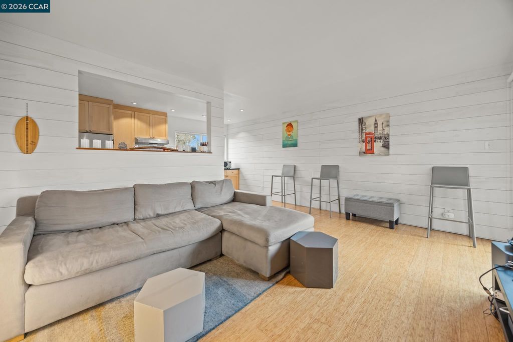 2327 10th Street 4, Berkeley, CA 94710