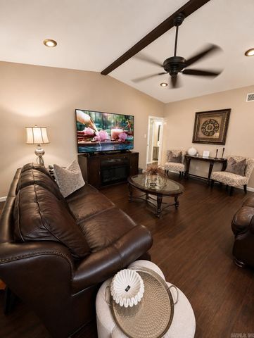 6216 Boyle Park Rd, Little Rock, AR 72204