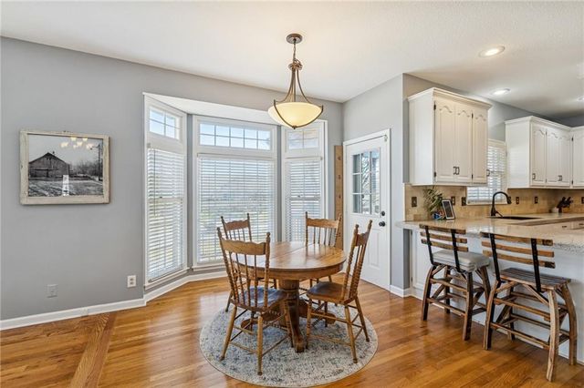 13819 Pembroke Lane, Leawood, KS 66224