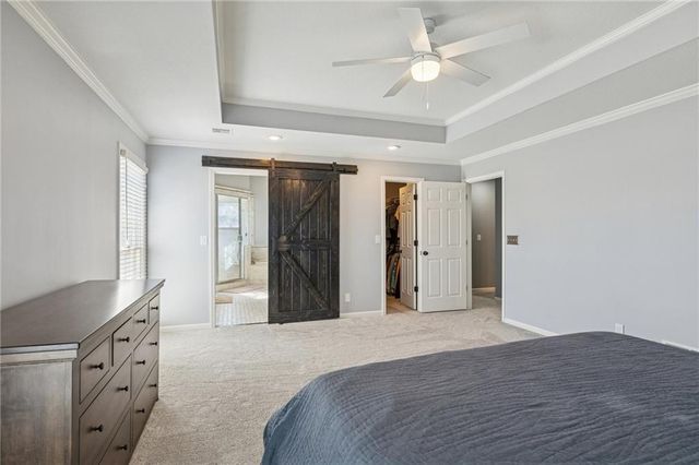 13819 Pembroke Lane, Leawood, KS 66224