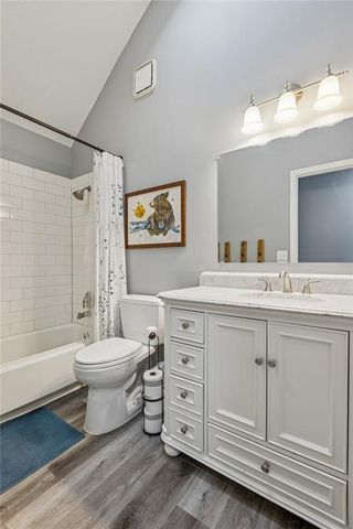 13819 Pembroke Lane, Leawood, KS 66224