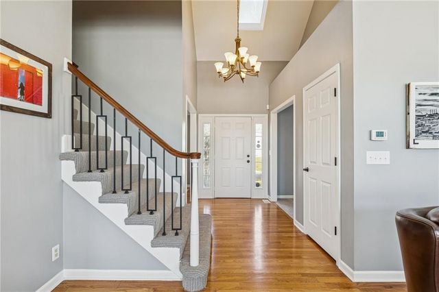 13819 Pembroke Lane, Leawood, KS 66224