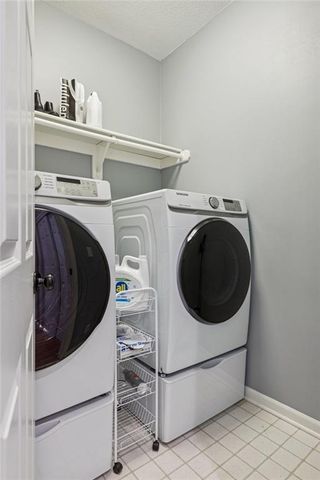 13819 Pembroke Lane, Leawood, KS 66224