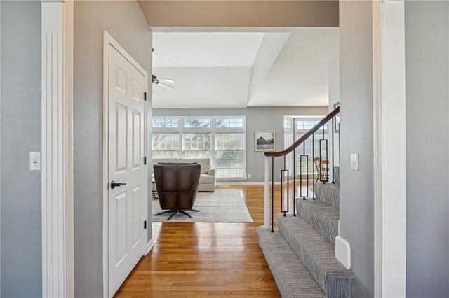 13819 Pembroke Lane, Leawood, KS 66224