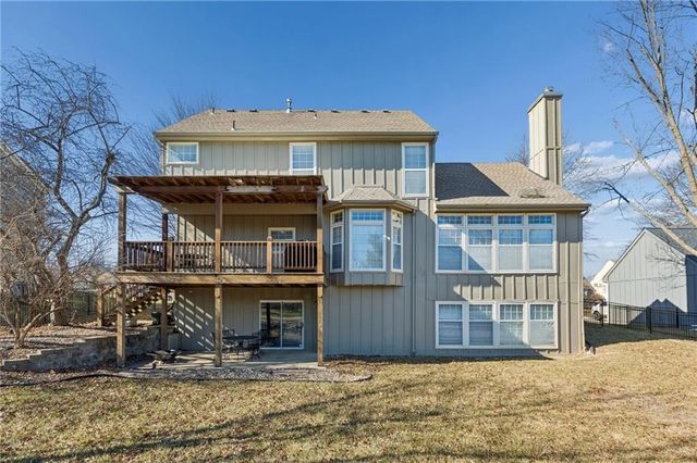 13819 Pembroke Lane, Leawood, KS 66224