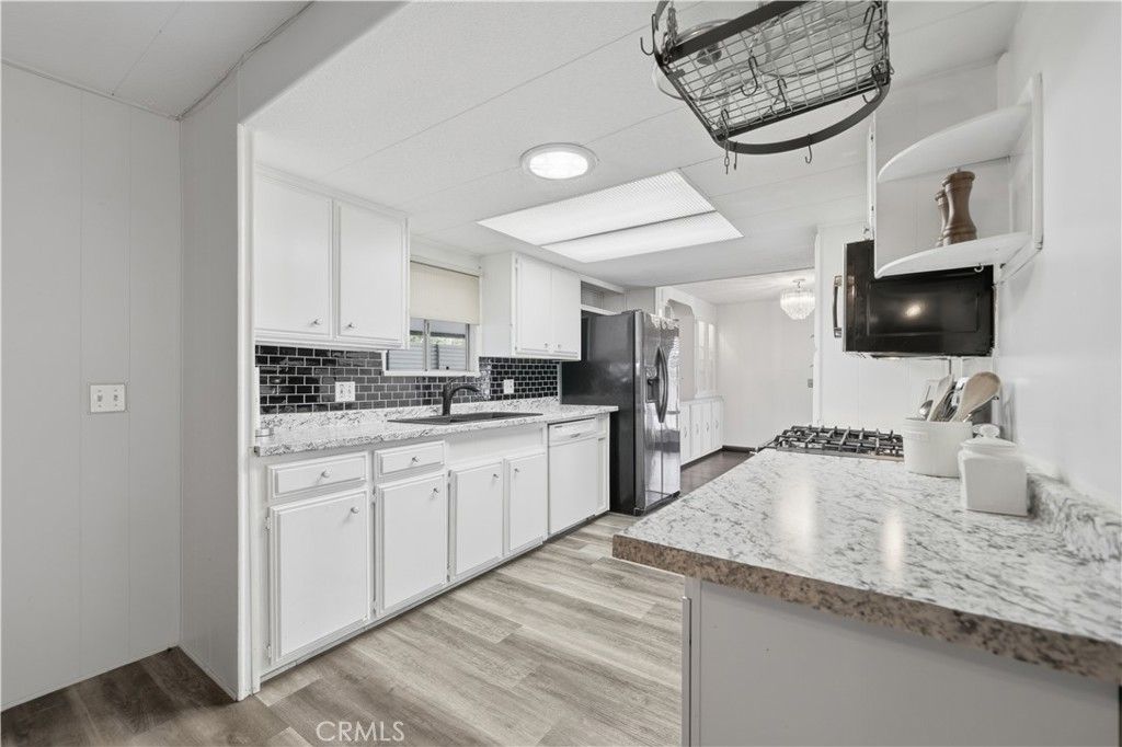 Image 7 of property listing at 1219 E Barham, Space 45, San Marcos, CA 92078