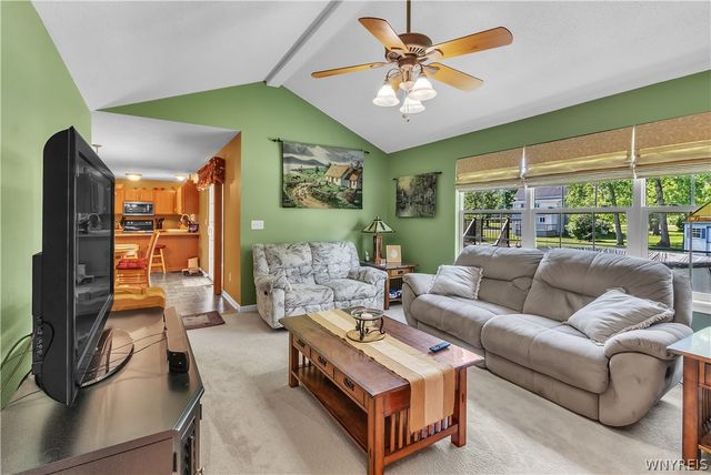 3715 Lakeview Road, Hamburg, NY 14075