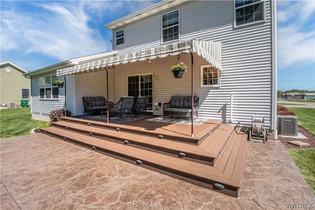3715 Lakeview Road, Hamburg, NY 14075