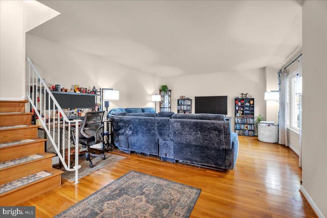 528 REVERE DR, Blackwood, NJ 08012