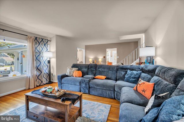 528 REVERE DR, Blackwood, NJ 08012