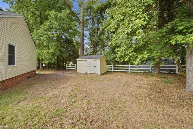 109 Davenport CT, Suffolk, VA 23434