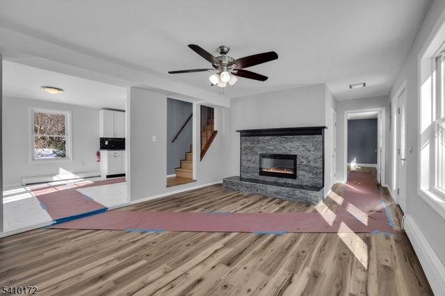 52 Whitehall Rd, Green Twp., NJ 07821