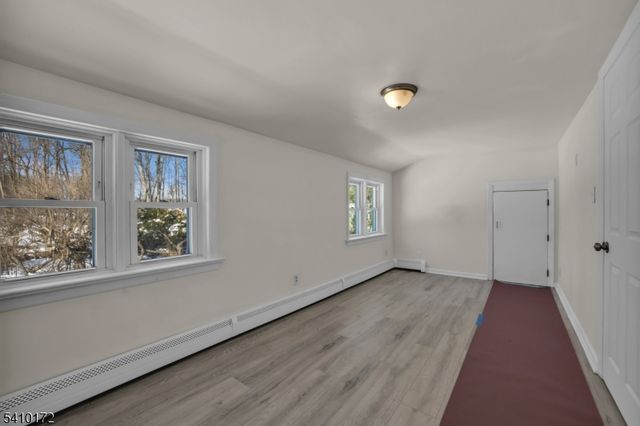 52 Whitehall Rd, Green Twp., NJ 07821