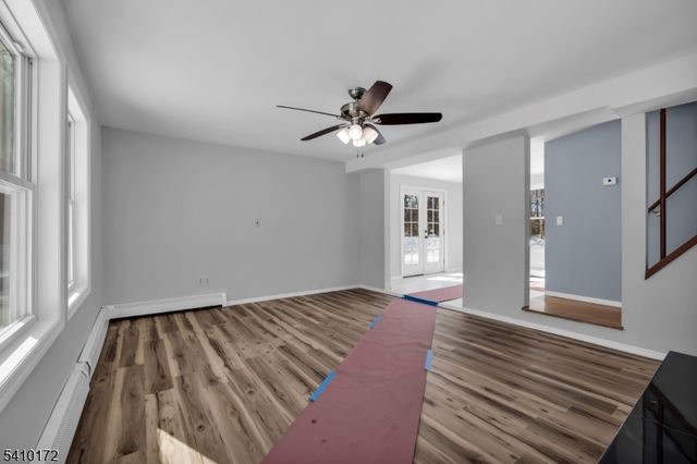 52 Whitehall Rd, Green Twp., NJ 07821