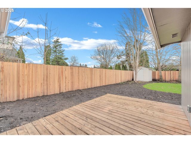 398 21ST St, Salem, OR 97301