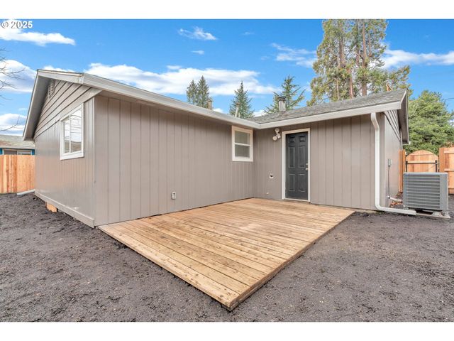 398 21ST St, Salem, OR 97301