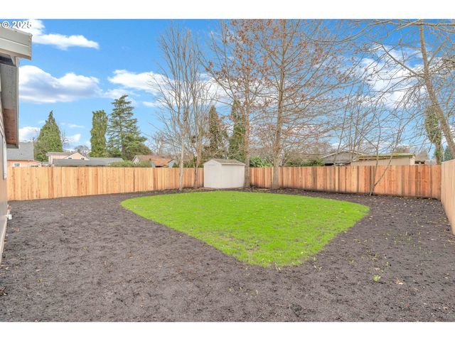 398 21ST St, Salem, OR 97301