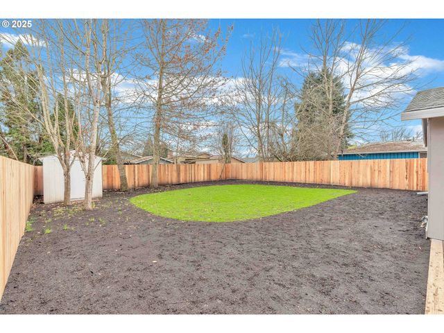 398 21ST St, Salem, OR 97301