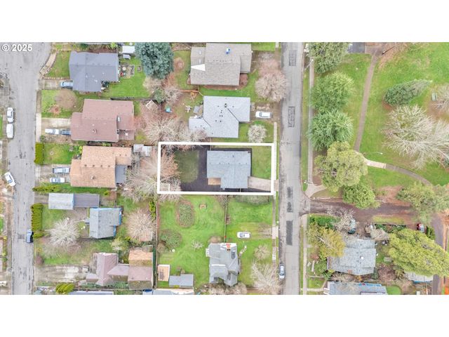 398 21ST St, Salem, OR 97301