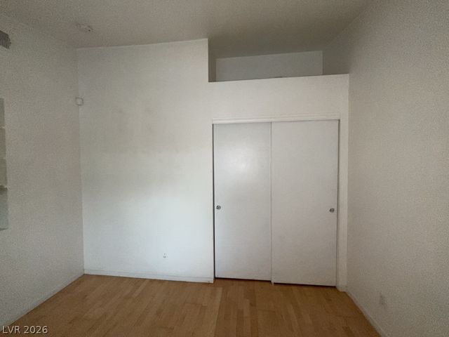 5415 West Harmon Avenue 2010, Las Vegas, NV 89103