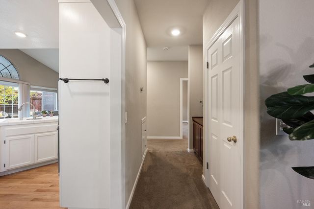 5432 Shallows Pl E, Santa Rosa, CA 95409