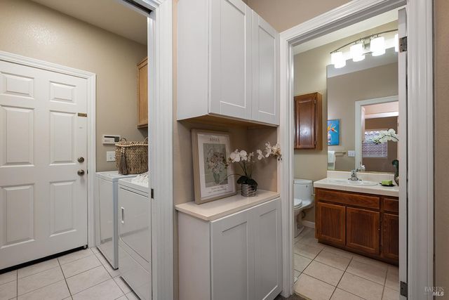 5432 Shallows Pl E, Santa Rosa, CA 95409