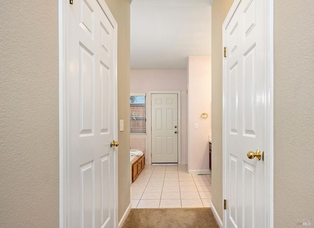 5432 Shallows Pl E, Santa Rosa, CA 95409