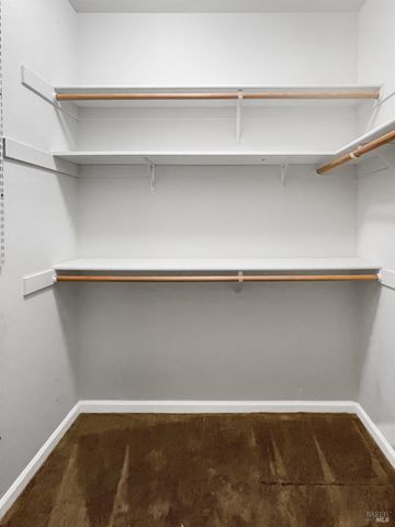 5432 Shallows Pl E, Santa Rosa, CA 95409