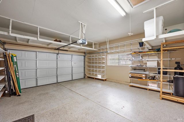 5432 Shallows Pl E, Santa Rosa, CA 95409