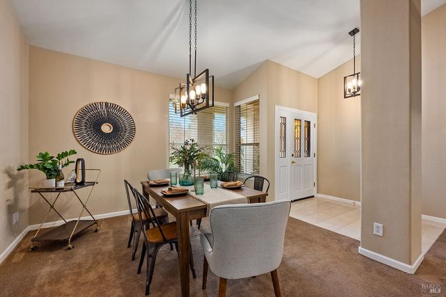 5432 Shallows Pl E, Santa Rosa, CA 95409