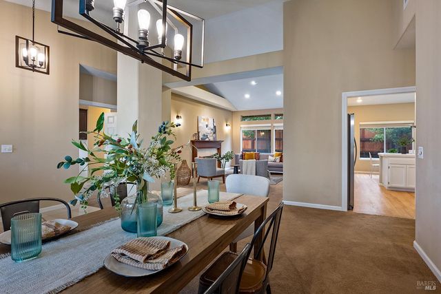 5432 Shallows Pl E, Santa Rosa, CA 95409