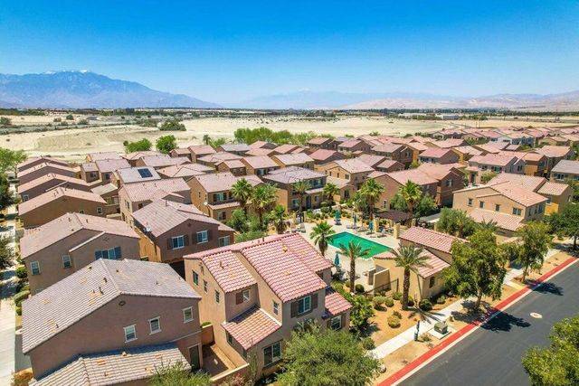 530 Calle Vibrante, Palm Desert, CA 92211