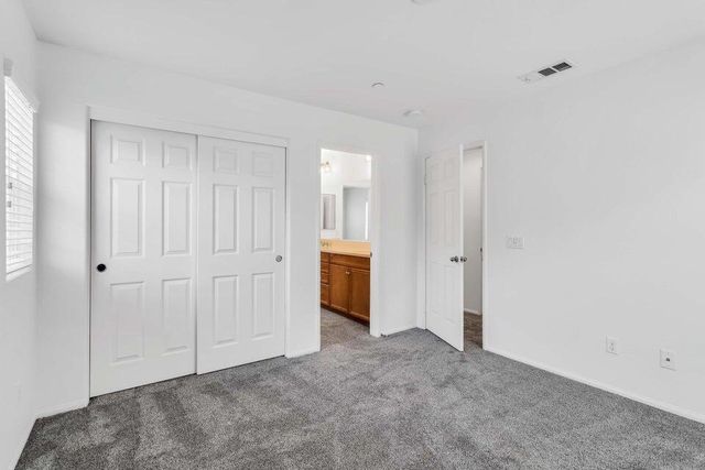 530 Calle Vibrante, Palm Desert, CA 92211