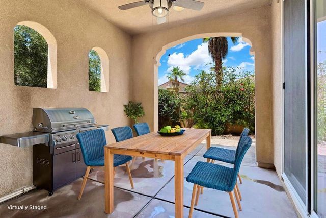 530 Calle Vibrante, Palm Desert, CA 92211