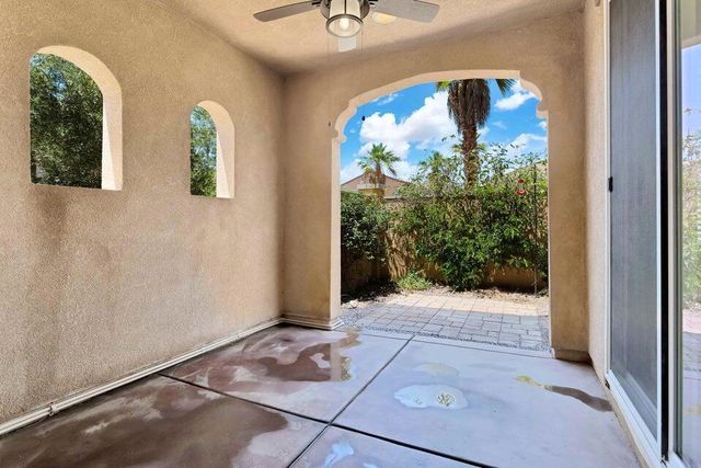 530 Calle Vibrante, Palm Desert, CA 92211