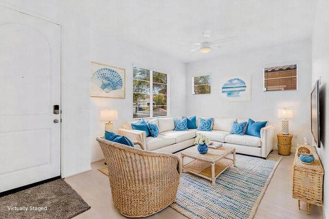 530 Calle Vibrante, Palm Desert, CA 92211