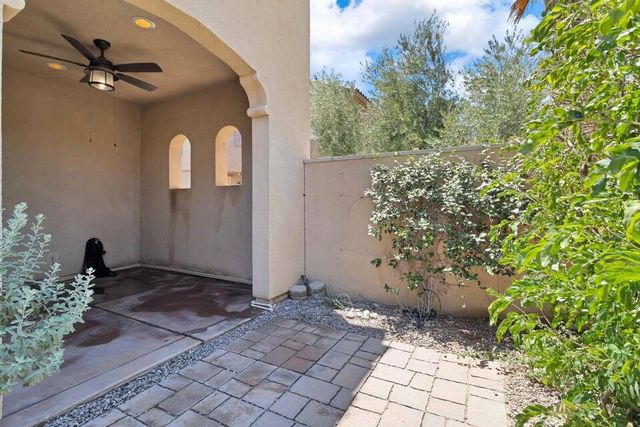 530 Calle Vibrante, Palm Desert, CA 92211