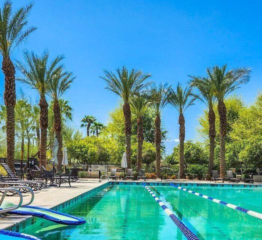 530 Calle Vibrante, Palm Desert, CA 92211