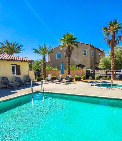 530 Calle Vibrante, Palm Desert, CA 92211