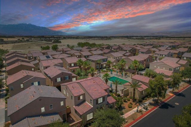 530 Calle Vibrante, Palm Desert, CA 92211