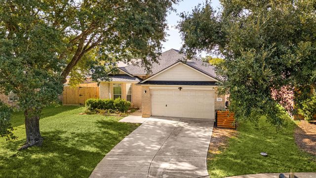 2810 Brookmist Lane, Dickinson, TX 77539